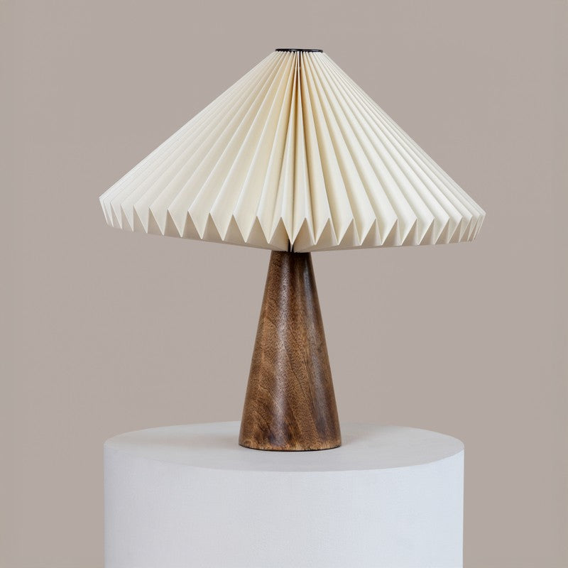Fig Living Ballet Table Lamp - White,Brown media 5