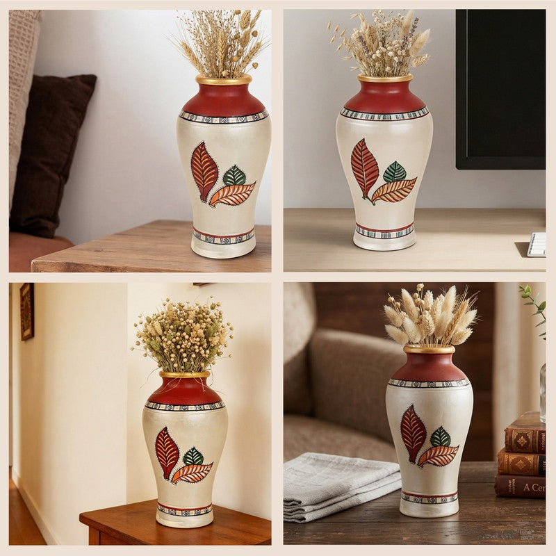 Rabab Handpainted Terracotta Vase media 5