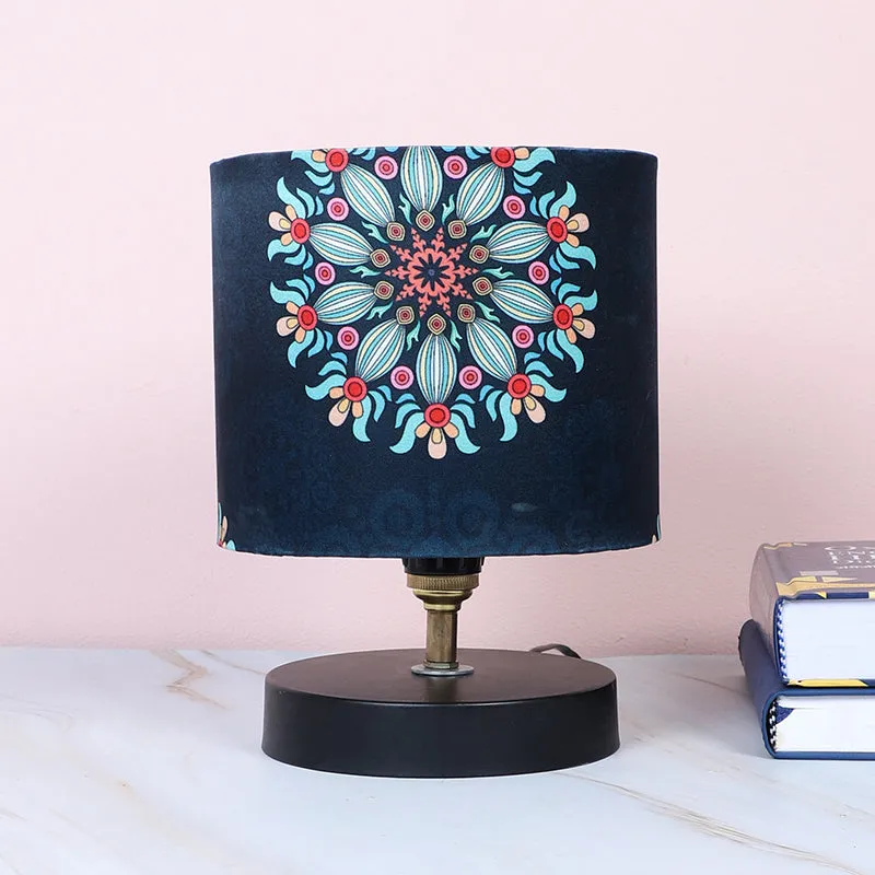 Toile Loop Printed Iron Table Lamp - Multicolor media 2