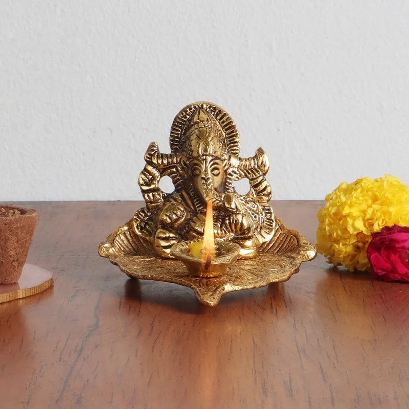 Vighnaharta Jyoti Diya - Gold media 1