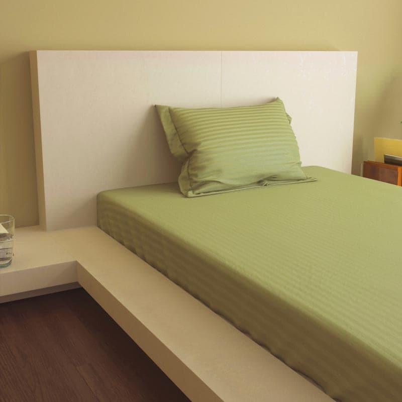 Lush Lavish Solid Cotton Bedsheet (Green) - 400 TC media 5