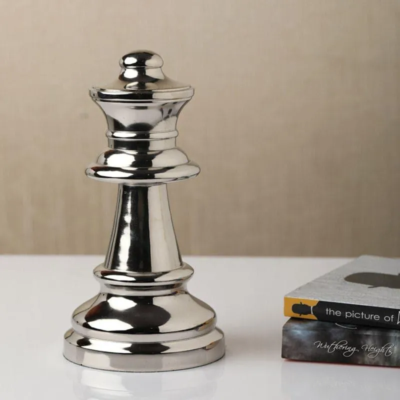 The Chess Queen Showpiece - Silver media 1