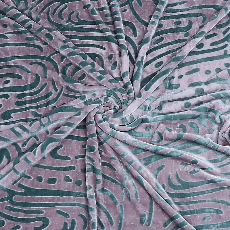 Monte Carlo Crimson Waves Blanket (Green)- 600 GSM media 7