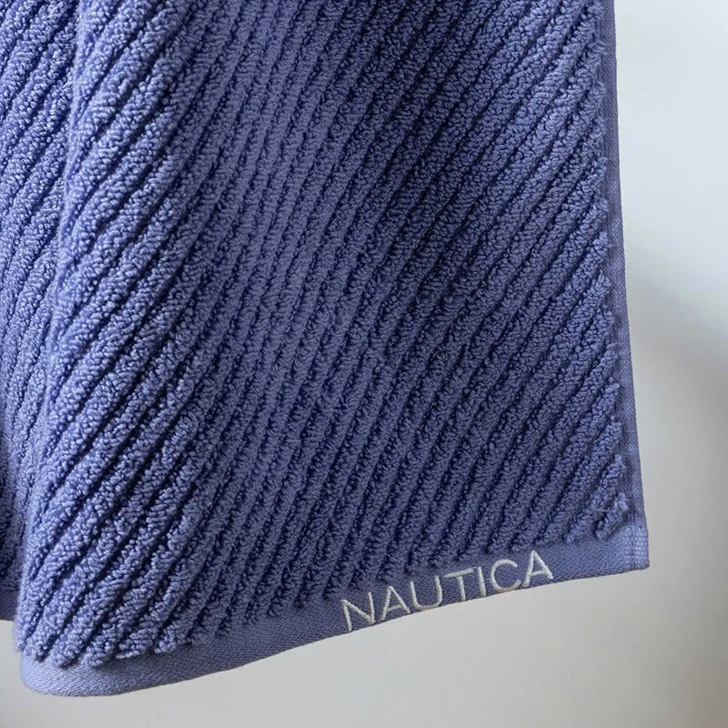 Nautica Riviera Soft Cotton Bath Towel - Light Blue media 3