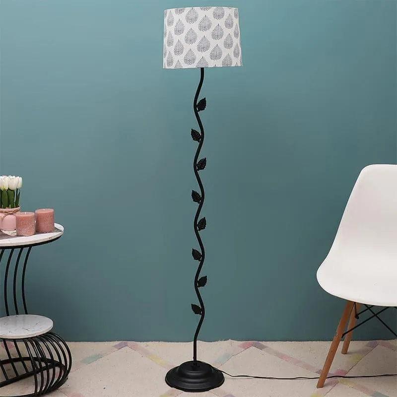 Tropica Lianas Floor Lamp media 4