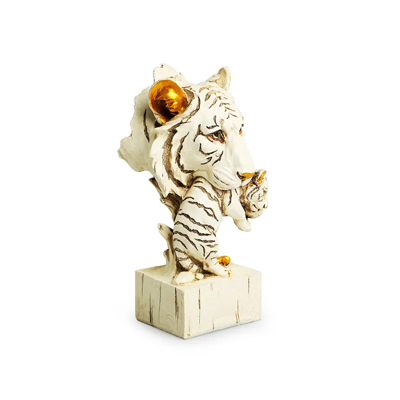 Tiger & Cub Resin Showpiece media 3