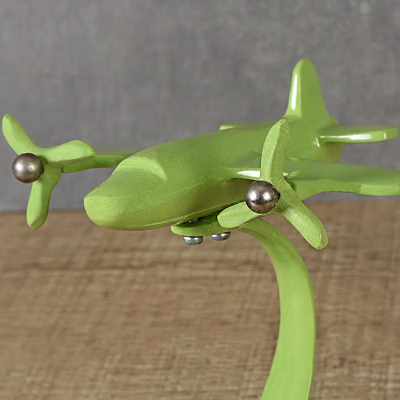 Quirky Flight Showpiece media 3