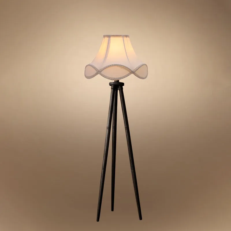 WildBloom Vista Floor Lamp media 5