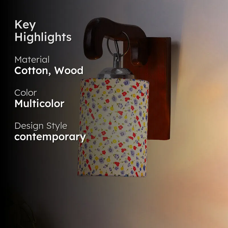 Klarion Tiny Fleurs Wooden Wall Lamp media 2