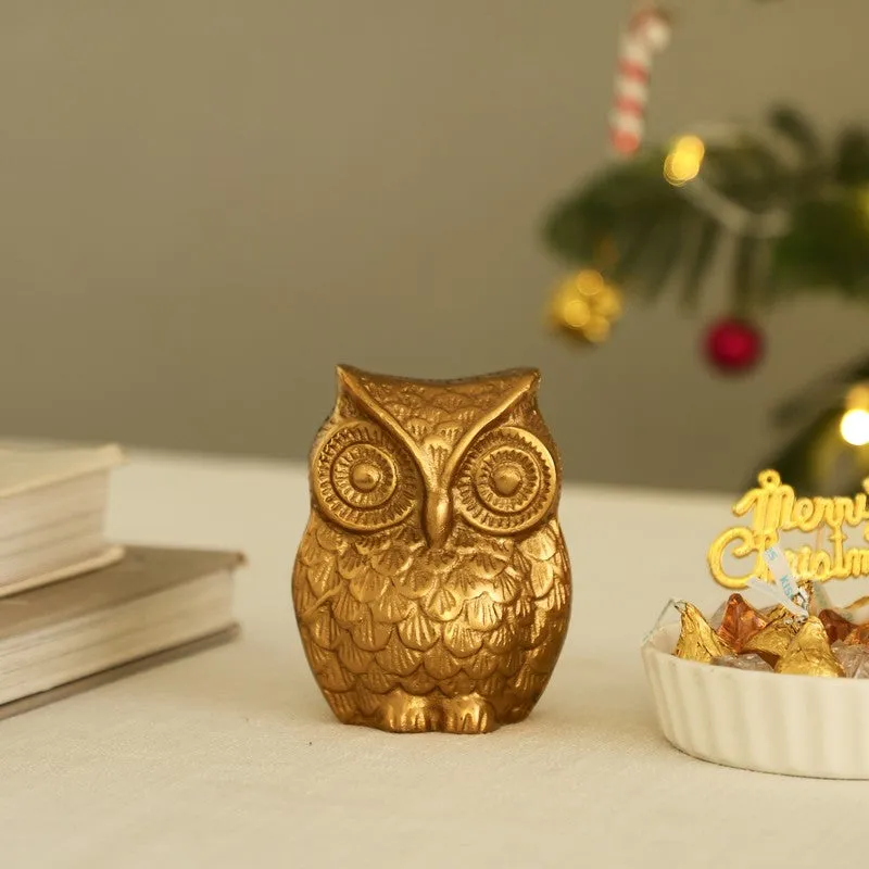 Guardian Owl Aluminum Table Showpiece media 1