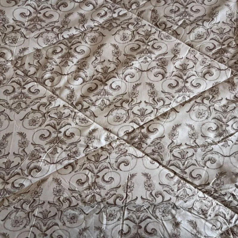 Old Garden Comforters - 300 GSM media 3