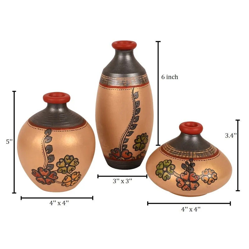 Nihari Terracotta Vase - Set of Three media 4