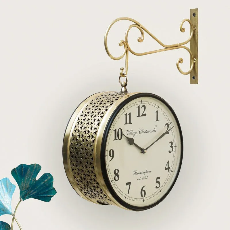 Platform Precision Double - Sided Vintage Wall Clock - Gold media 4