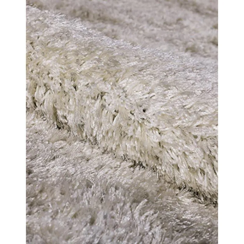 Table Tufted Woven Whisper Rug - White media 6