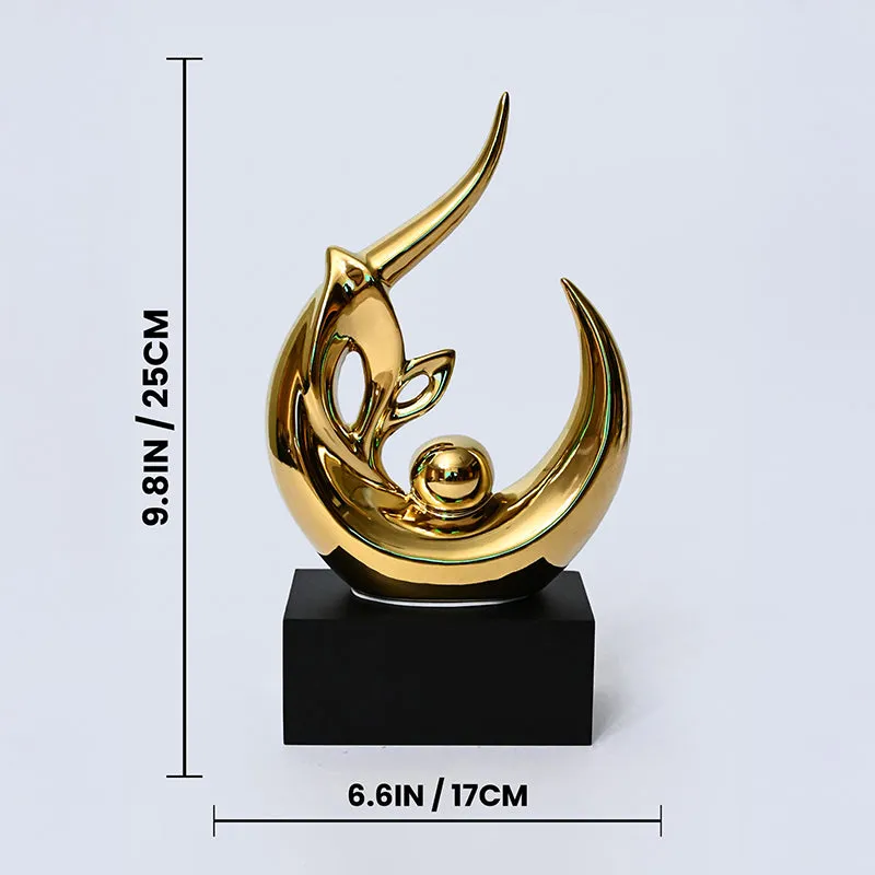 Foiled Curves Mertal Showpiece media 6