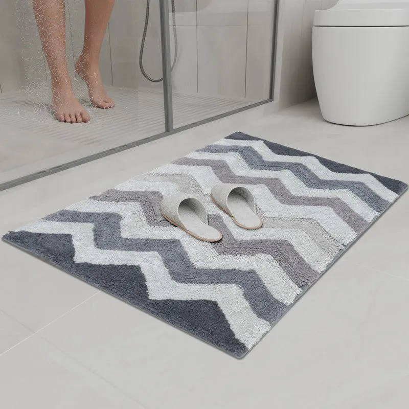 Steplyn Chevron Cotton Bath Mat - Grey & White media 3