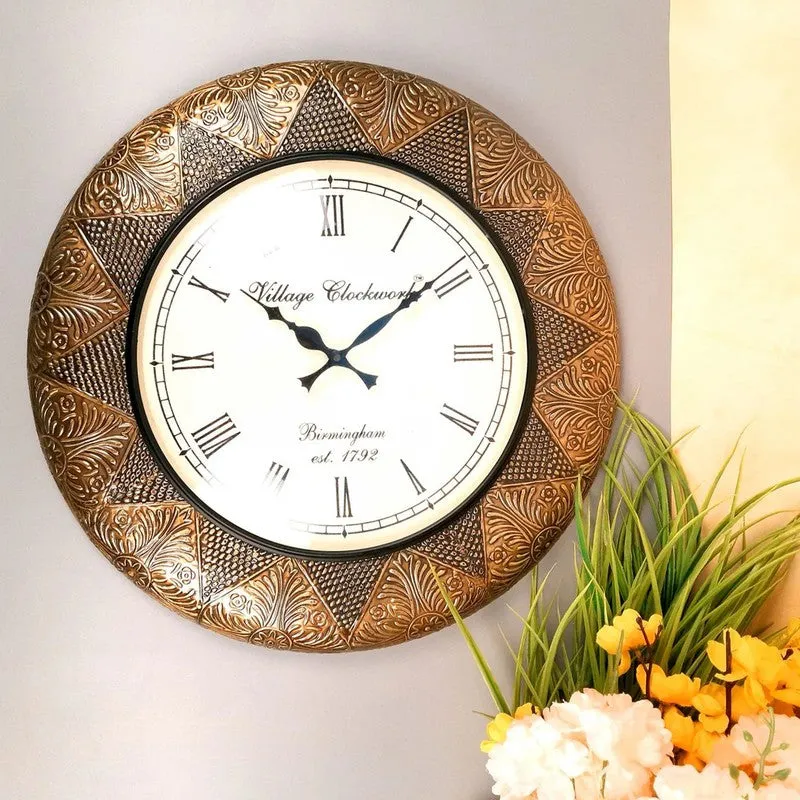 Unique Harmony Circle Wooden Wall Clock media 4
