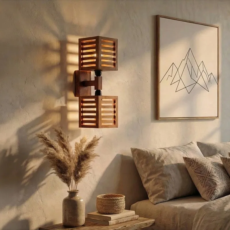 ParallelNest Wooden Wall Lamp - Brown media 1