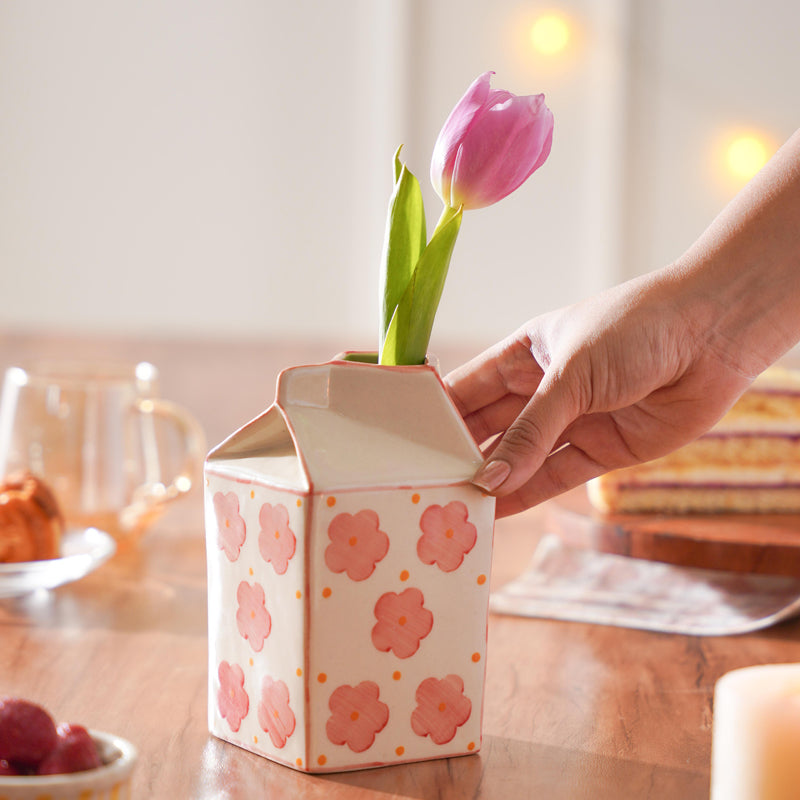Flora Carton Ceramic Vase media 4
