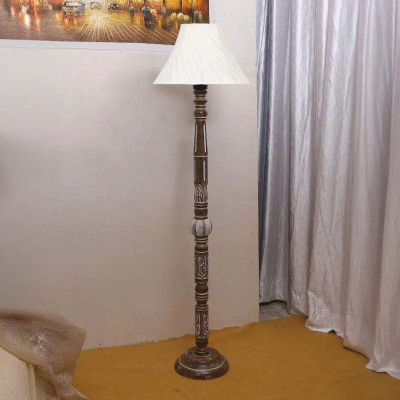 Colto Twist Floor Lamp media 3