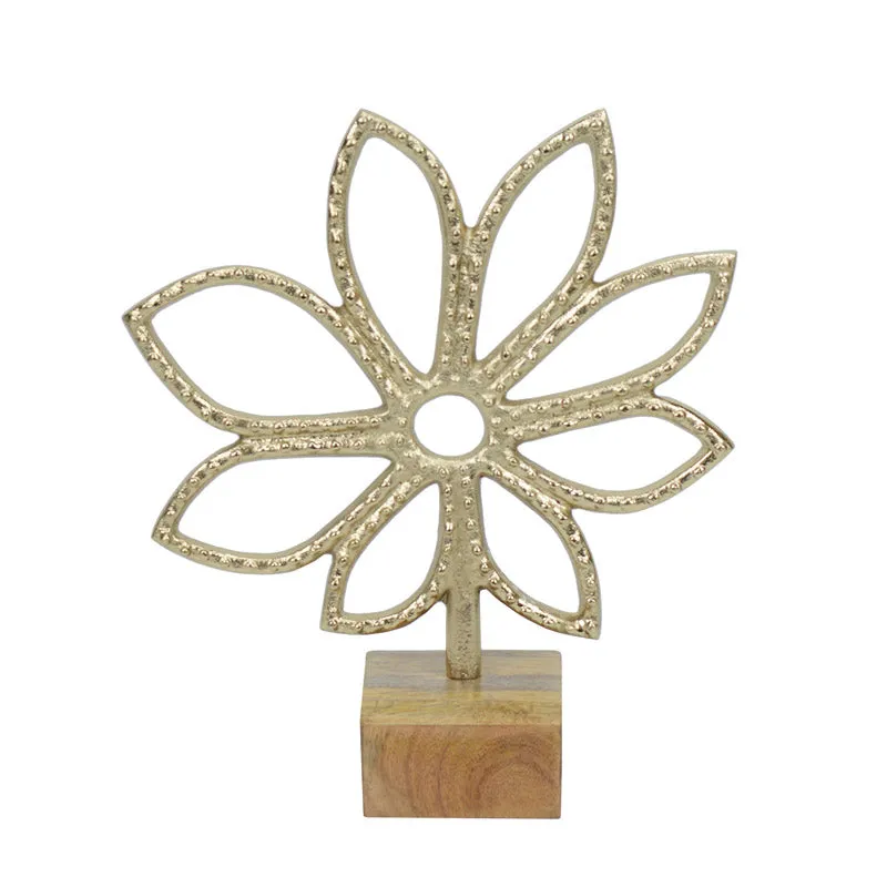 The Leaf Lamino Showpiece - Gold media 3