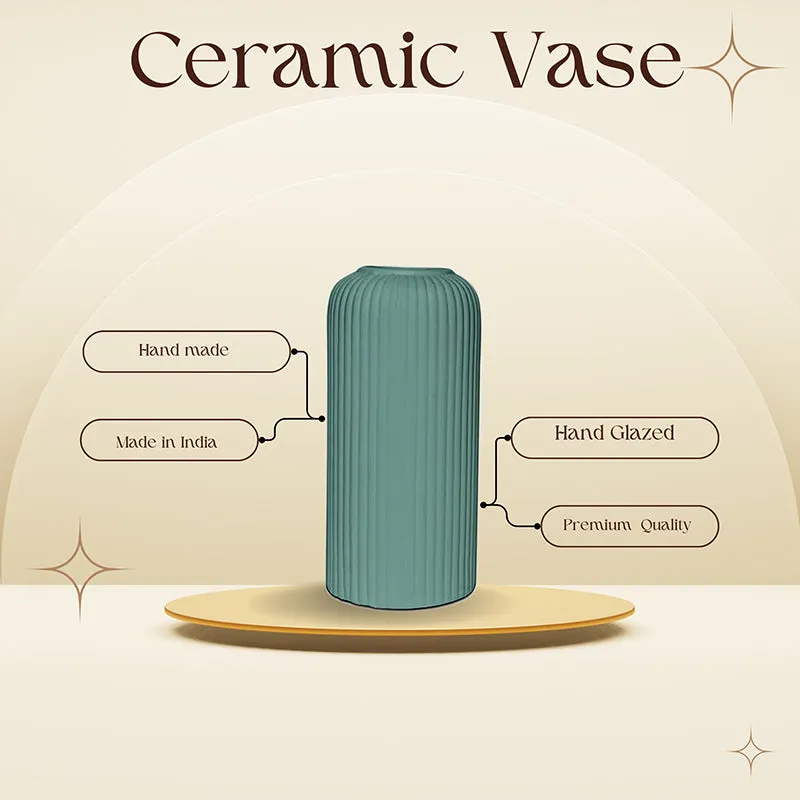 Aura Forma Ceramic Vase - Dark Green media 4