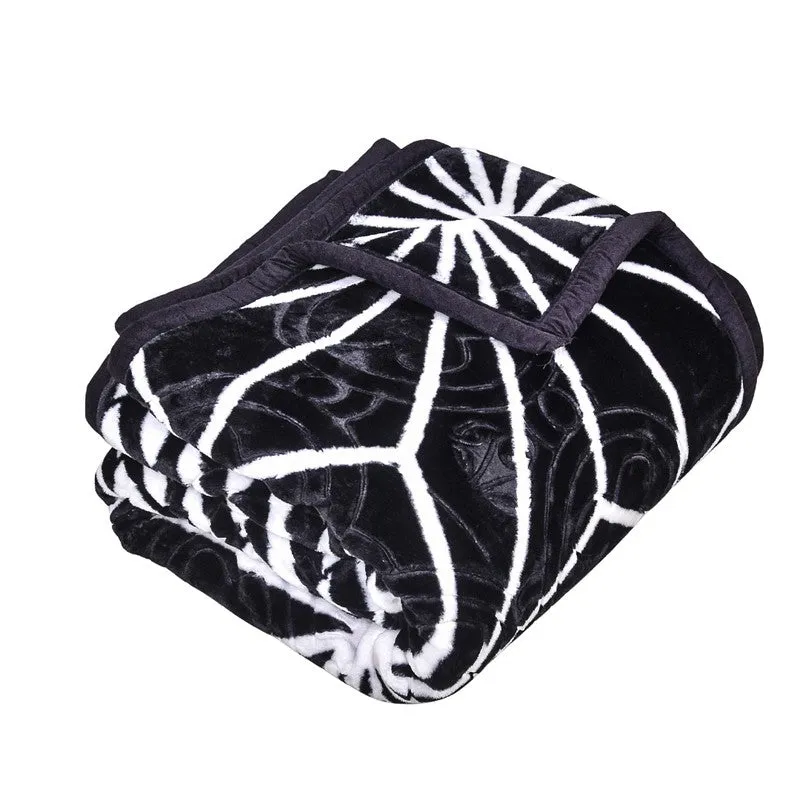 Matlyn Blanket - 1300 GSM media 9