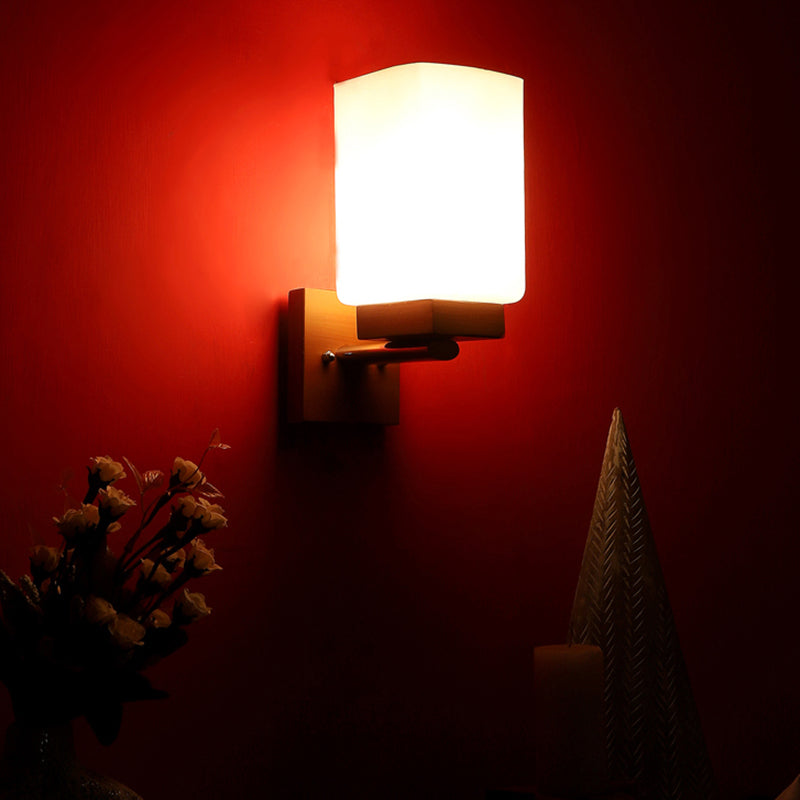 Cubra Iron Wall Lamp media 4