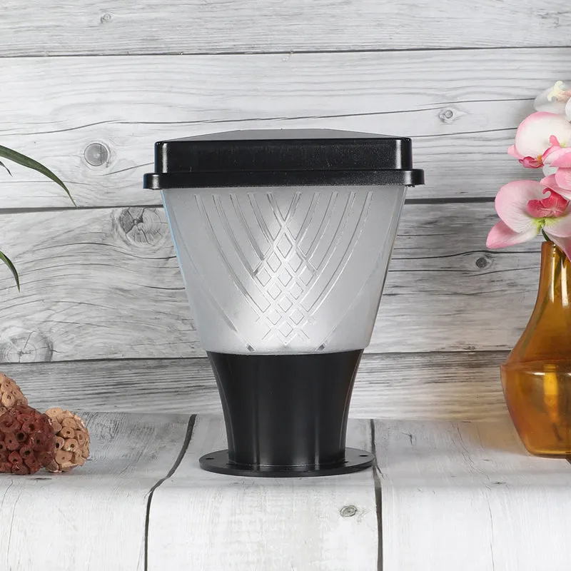 Lysca Outdoor Lamp media 3