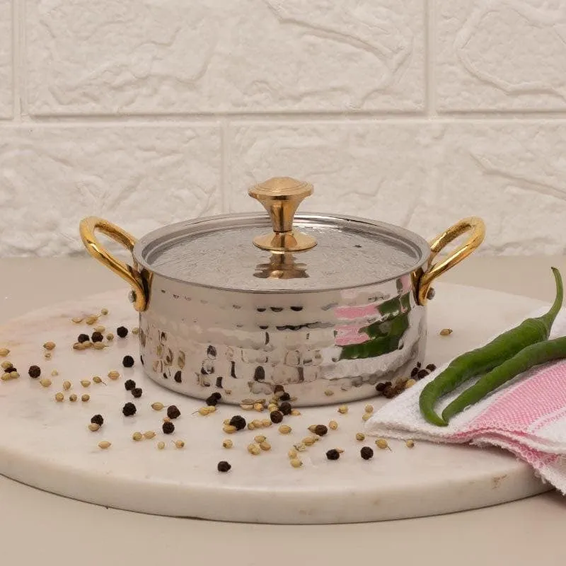 Vintage Charm Hammered Round Serving Pot With Lid - 500 ML media 1