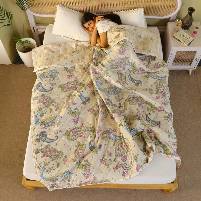 BlossomCalm Reversible Comforter - 220 GSM media 6