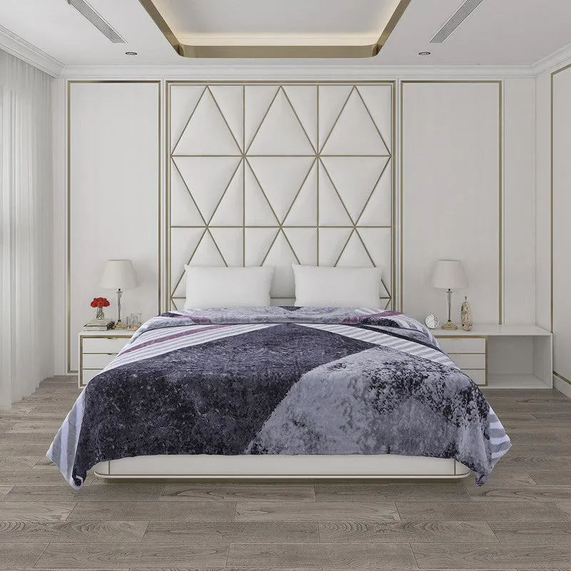 Monte Carlo Mystic Geometric Blanket - 800 GSM media 3