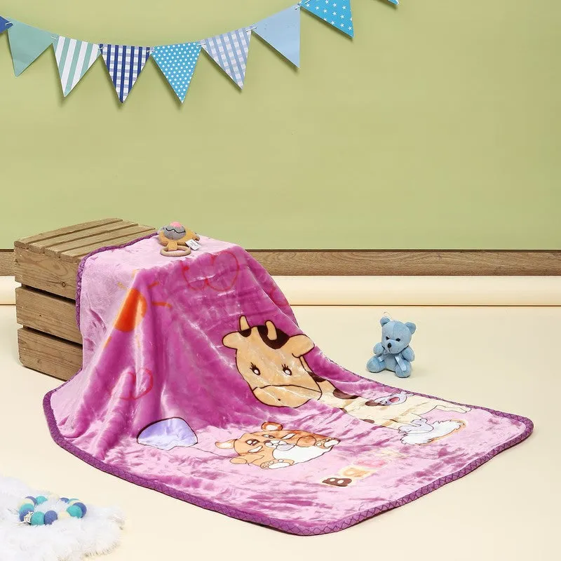 Monte Carlo Cuddle Critter Blanket - 550 GSM media 3