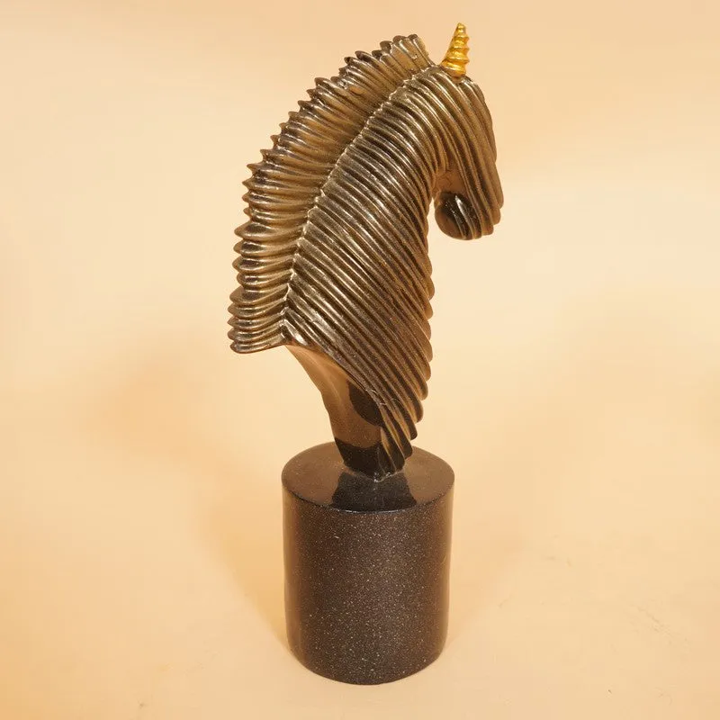 Golden Horse Head Decorative Showpiece media 8