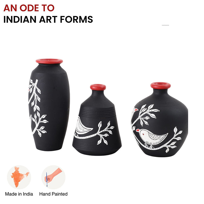 Neel Pakhi Handpainted Terracotta Vase - Set Of Three media 4
