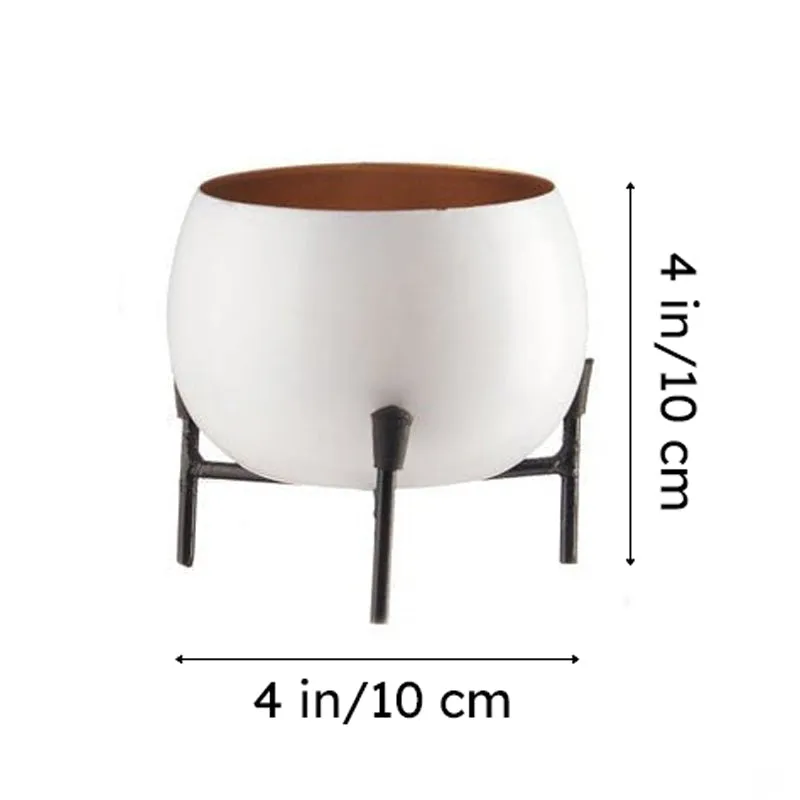 Eukene Metal Planter - White media 7