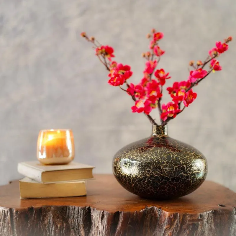 Ollie Metal Vase media 1