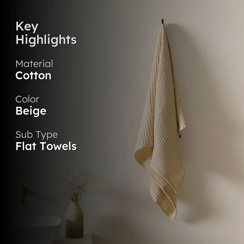 Fluffy Waffle Bath Towel (Beige) media 2