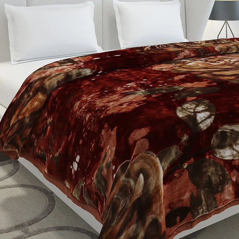 Monte Carlo Velvet Bloom Blanket (Maroon) - 947 GSM media 3