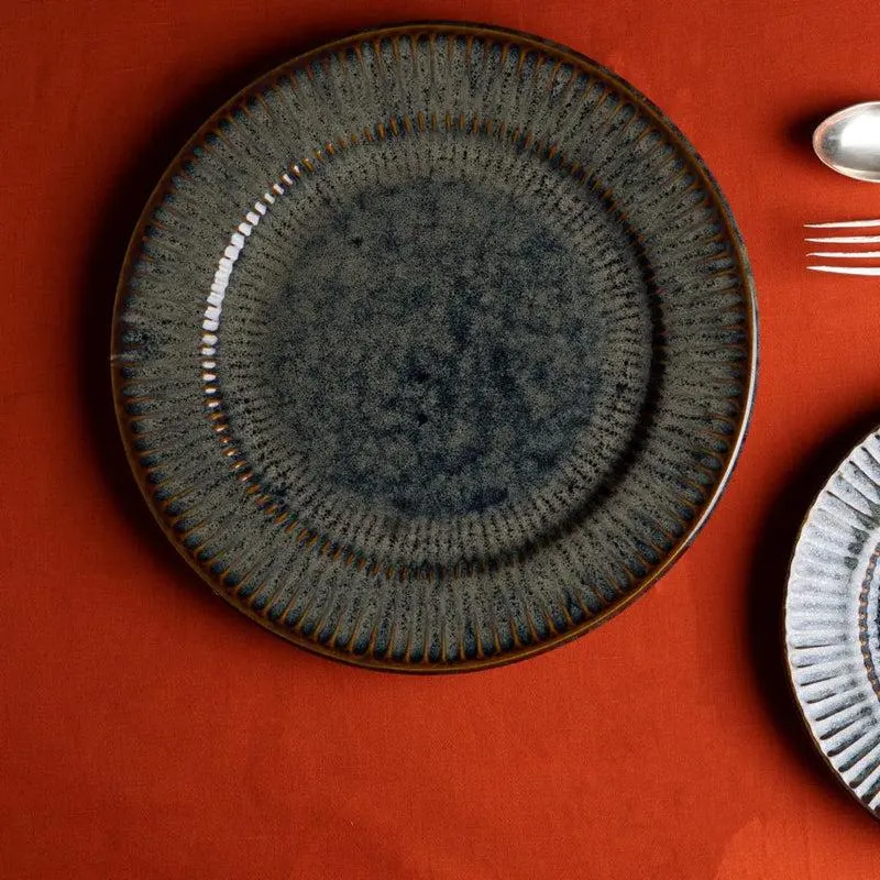 Sragen Handmade Quarter Plate - Set of Four media 3