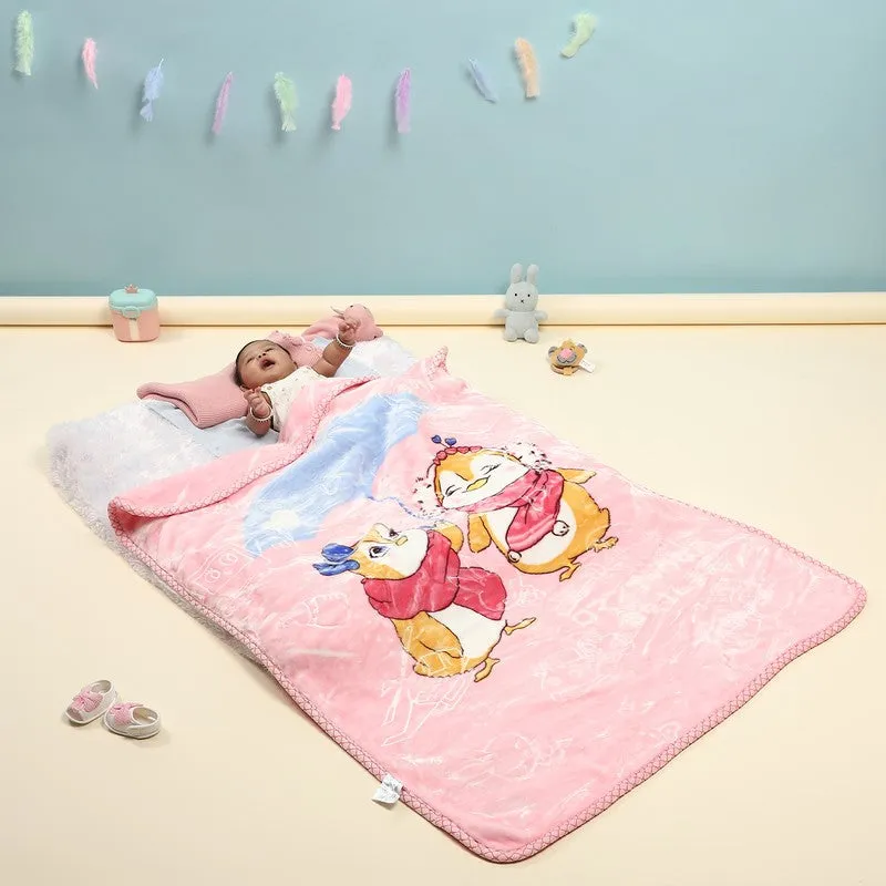 Monte Carlo Snuggly Companions Blanket - 600 GSM media 1