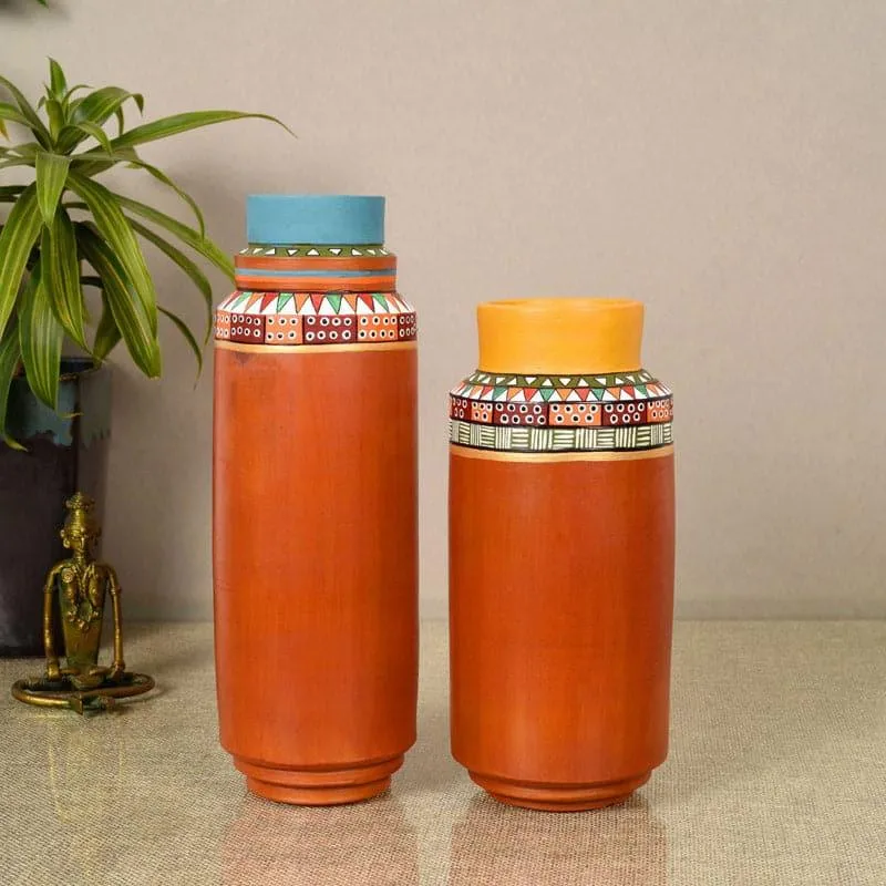 Ansala Tribal Terracotta Vase - Set Of Two media 1