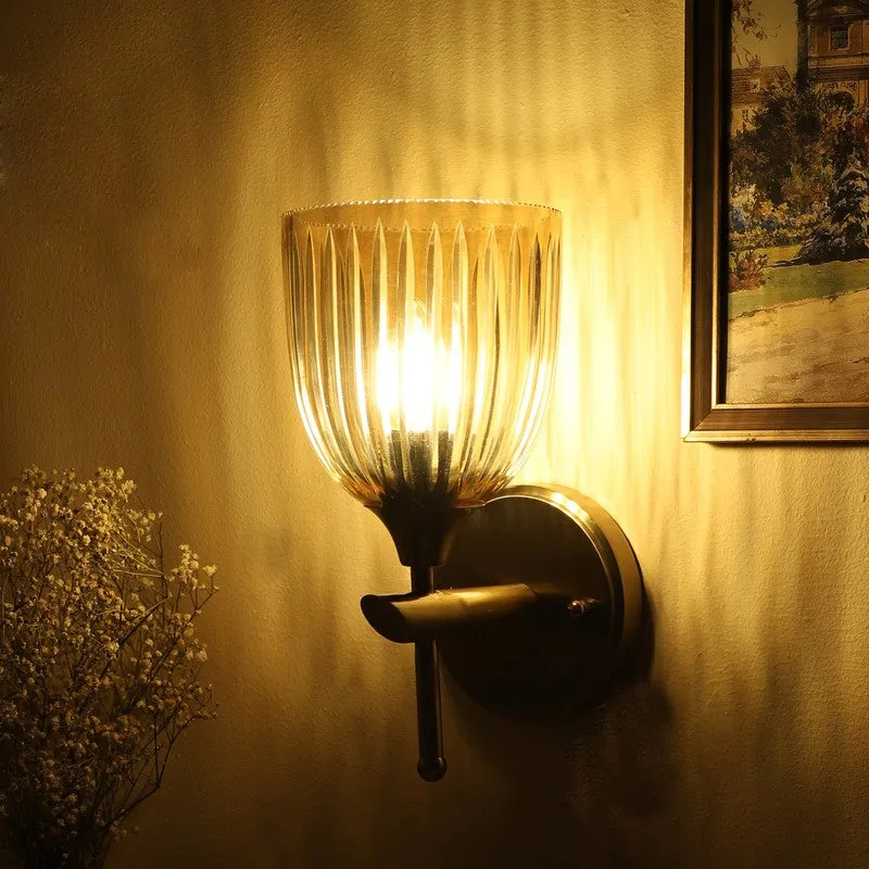 Mirelia Elegant Glass Wall Lamp media 3