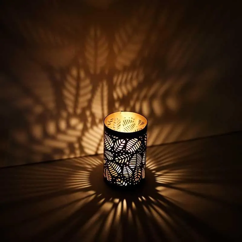 Leafisci Tealight Candle Holder media 1