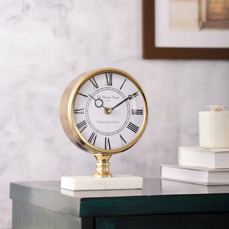 Nexo Table Clock - Gold media 1