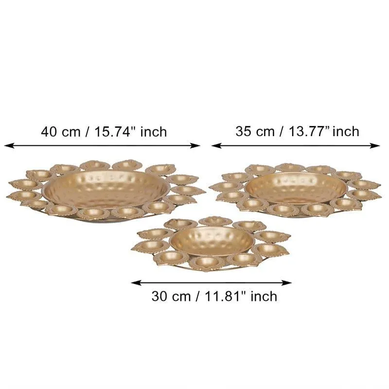 Chrinsha Urli With Diya - Set Of Three media 5