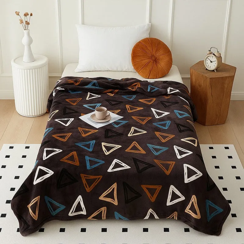 Trivora Geometric Woolen Blanket (Brown) - 350 GSM media 1