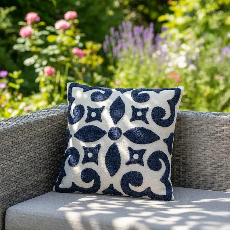 Blumi Tufted Cotton Cushion Cover media 1