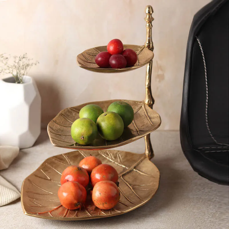 Kela Leafy Aluminum Platter - Gold media 1