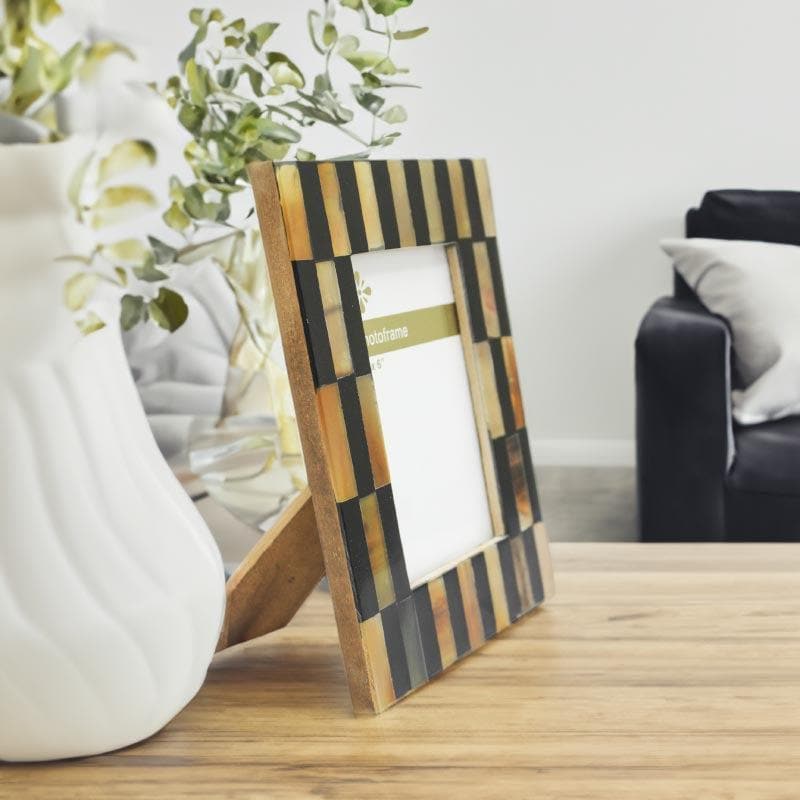 Resin · Wood